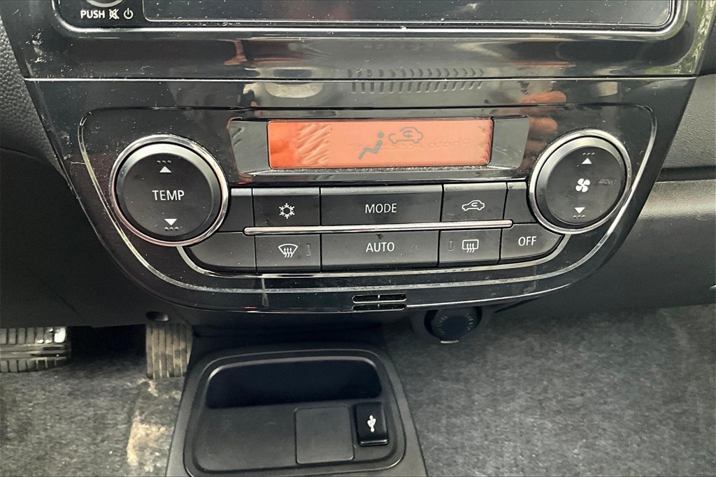 2024 Mitsubishi Mirage G4 ES photo 25