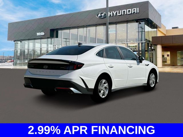 New 2025 White Hyundai SE image 8