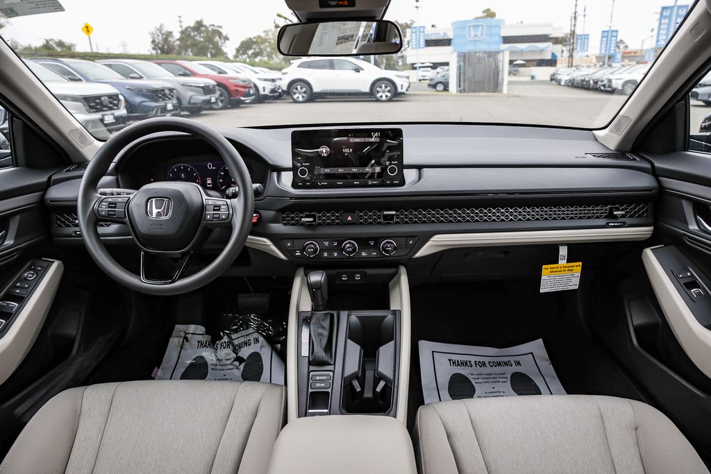 2025 Honda Accord SE photo 14