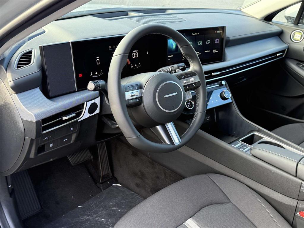 2026 Hyundai Sonata SEL Sport photo 2