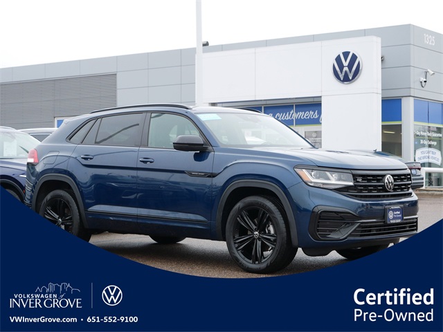 2023 Volkswagen Atlas Cross Sport SEL R-Line Black's photo