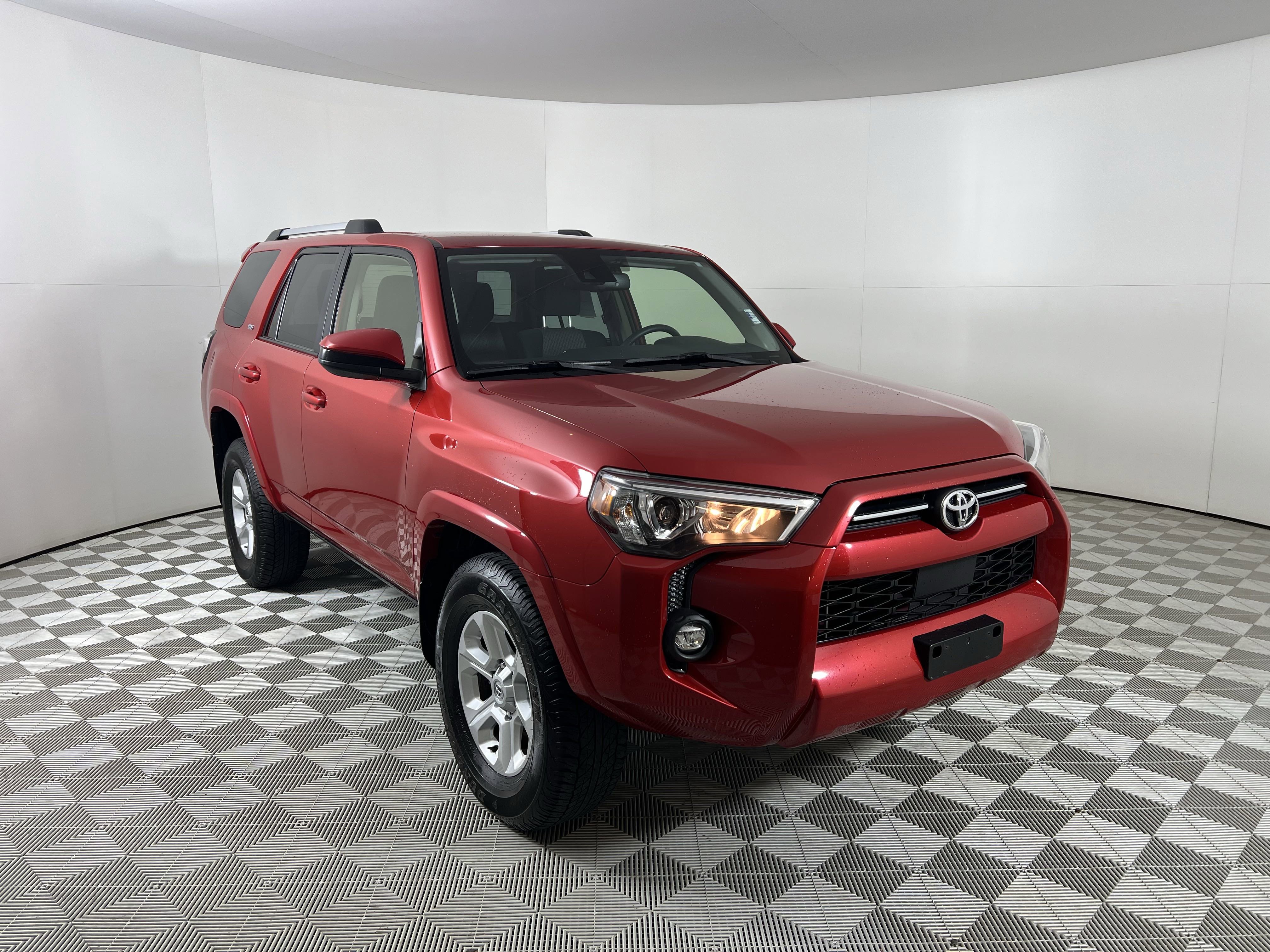 2023 Toyota 4Runner SR5's photo