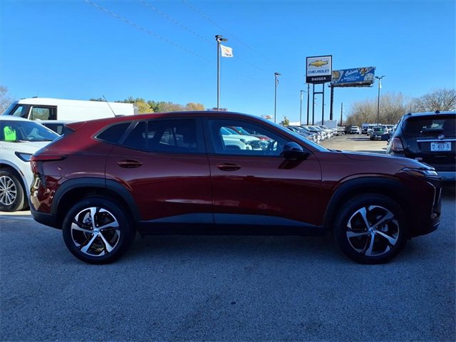 2024 Chevrolet Trax photo 4