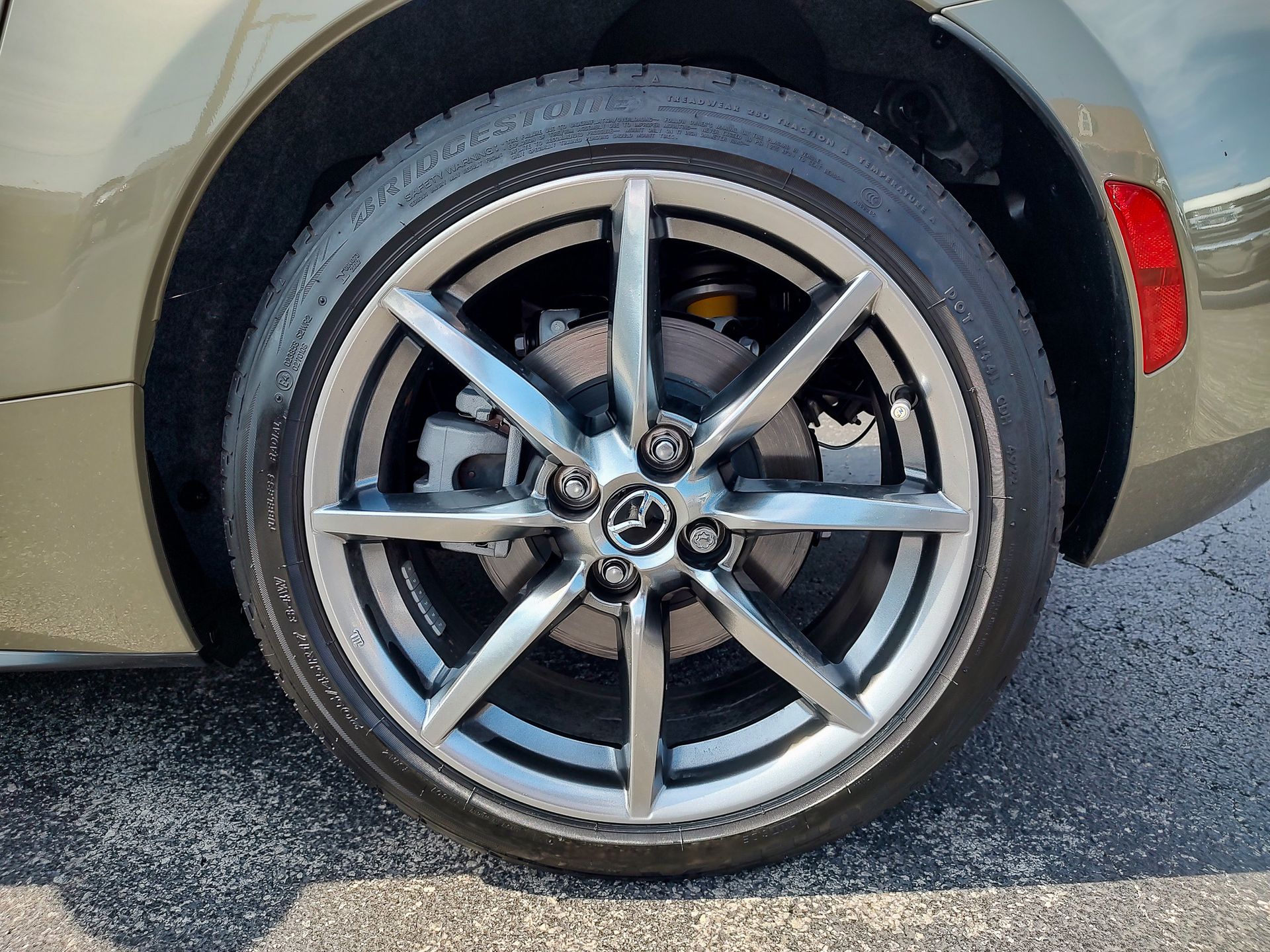2023 Mazda MX-5 Miata Miata Grand Touring photo 9