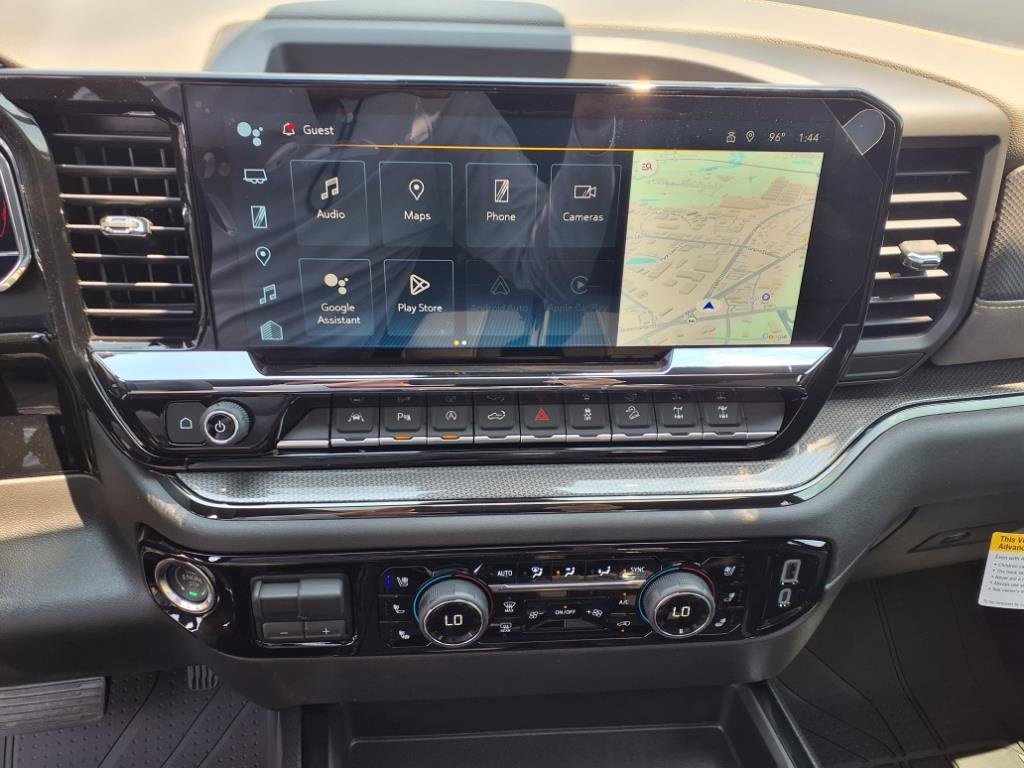 2025 Chevrolet Silverado 1500 ZR2 photo 3