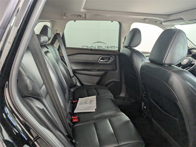 2021 Nissan Rogue SL photo 19