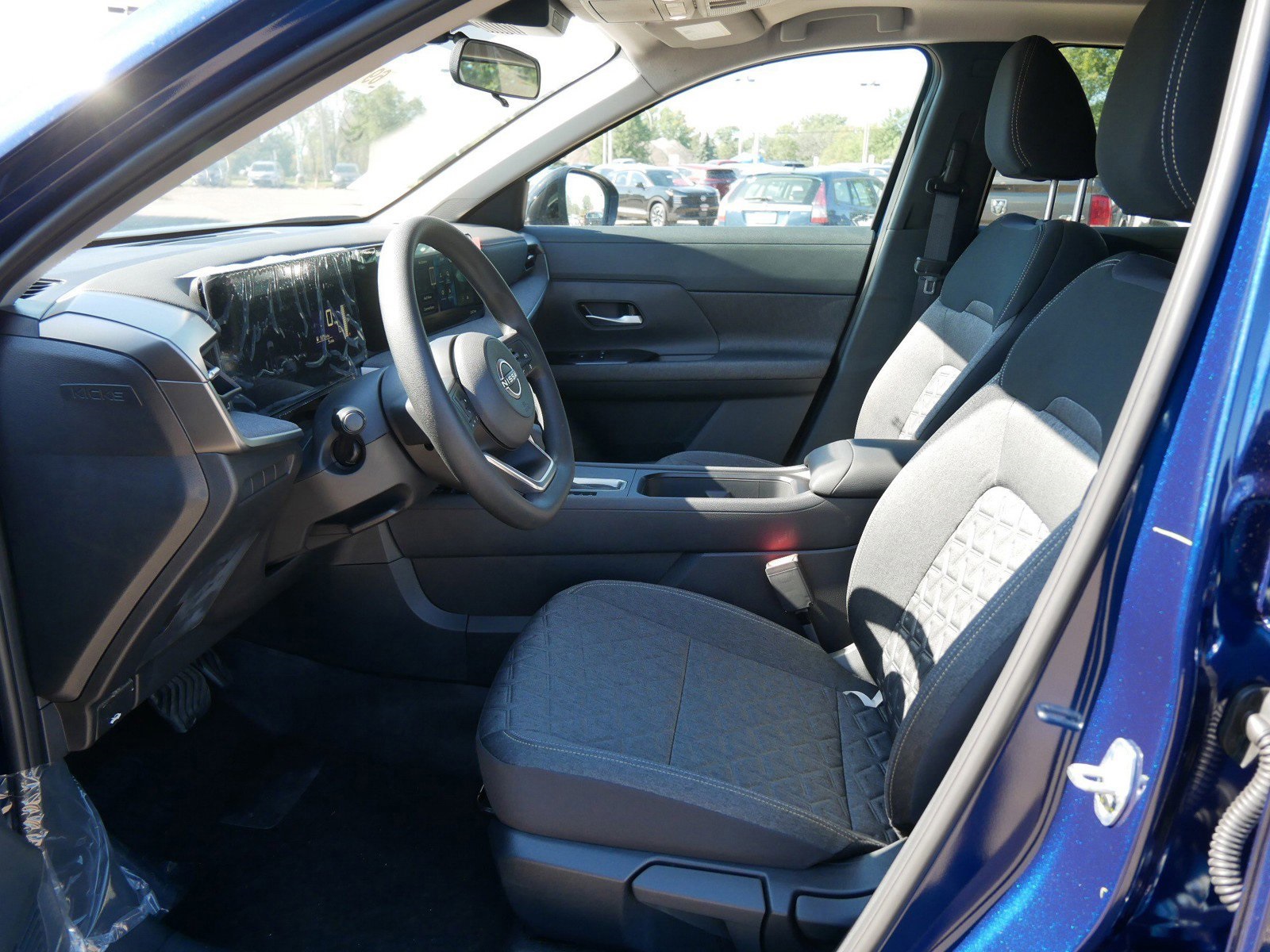 2026 Nissan Kicks SV photo 5