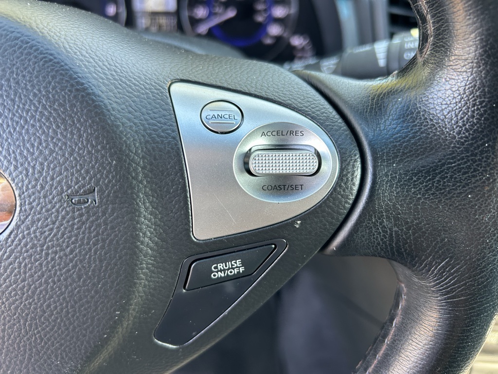 2013 Infiniti FX37 Base photo 15