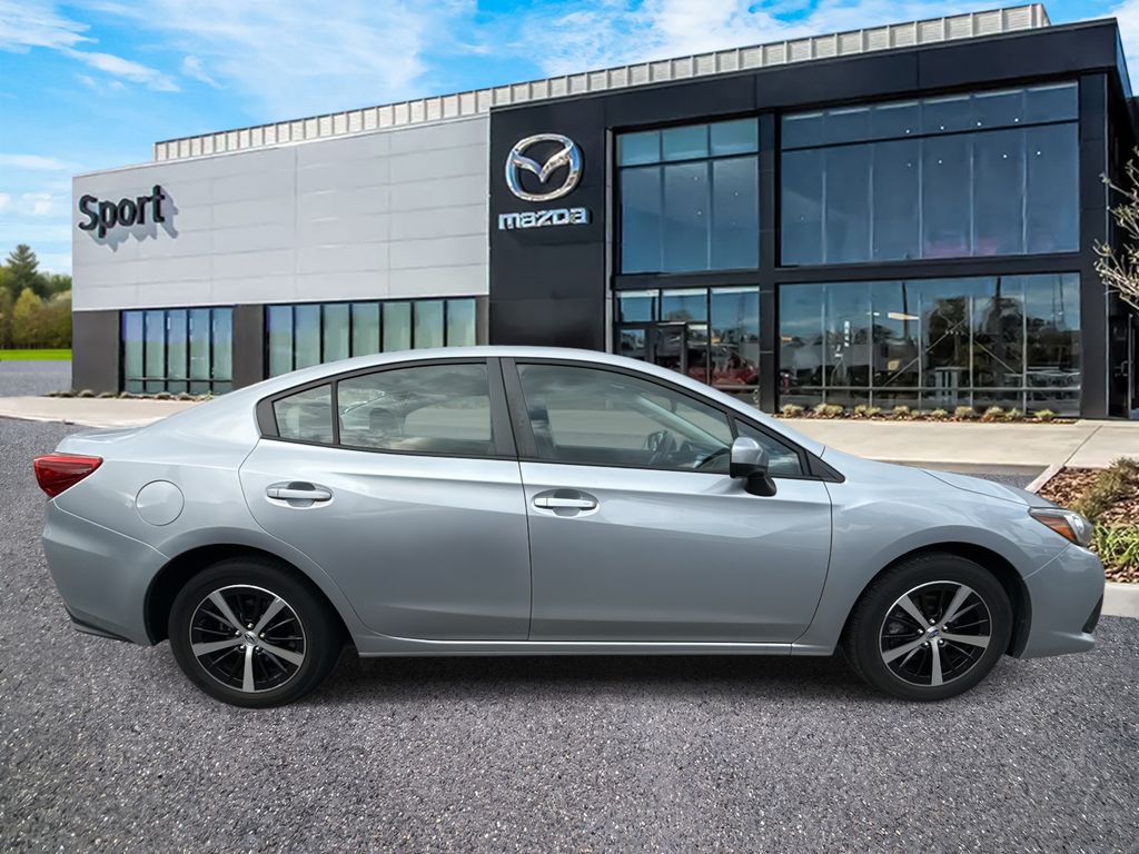 2021 Subaru Impreza Premium photo 2