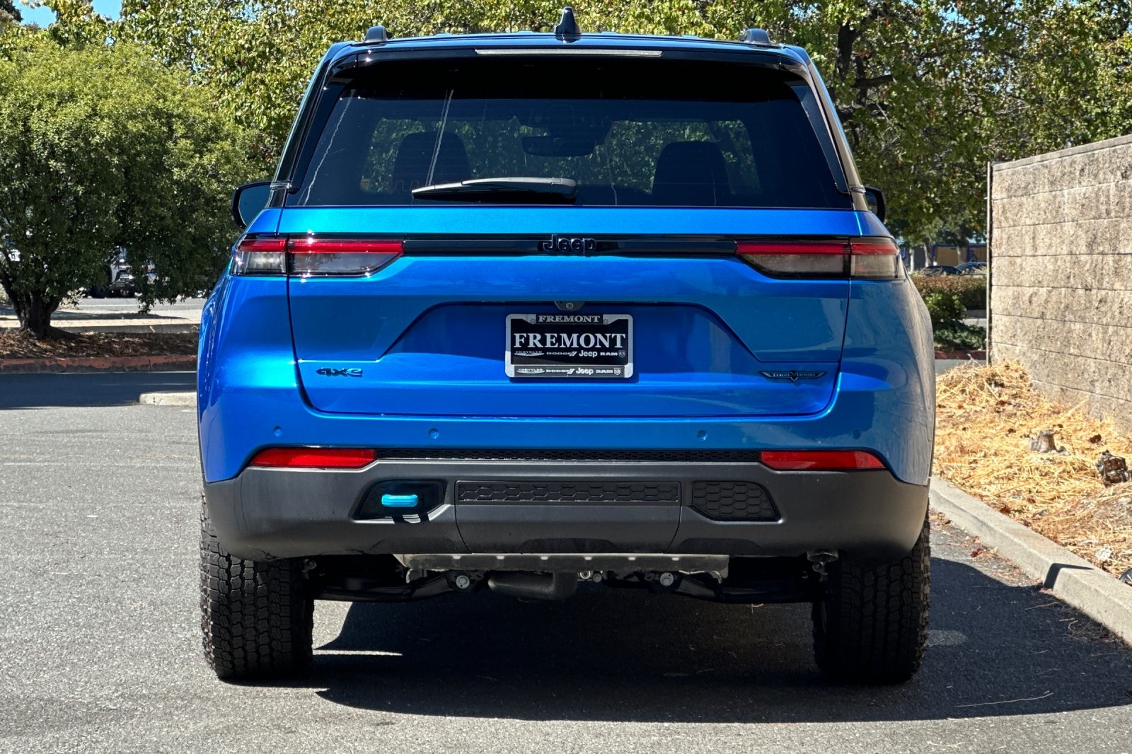 2023 Jeep Grand Cherokee Trailhawk 4xe photo 4