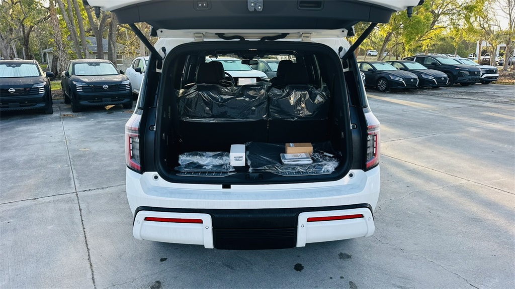2026 Nissan Armada SL photo 28