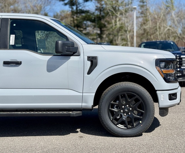 2025 Ford F-150 STX photo 2