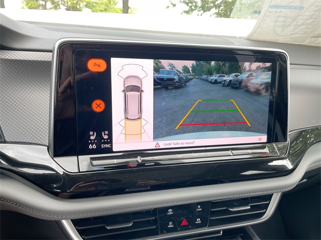 2025 Volkswagen Atlas Peak Edition SE Technology photo 33