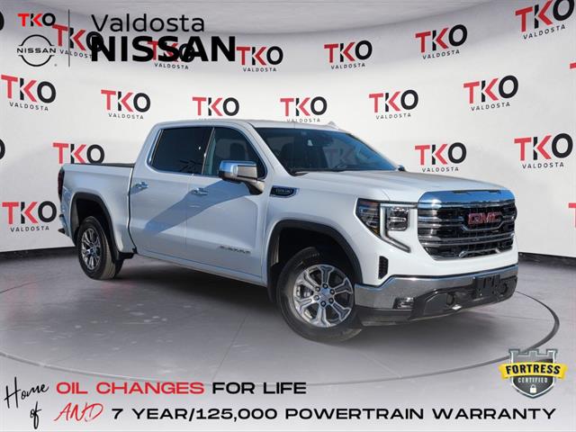 2025 GMC Sierra 1500 SLT's photo