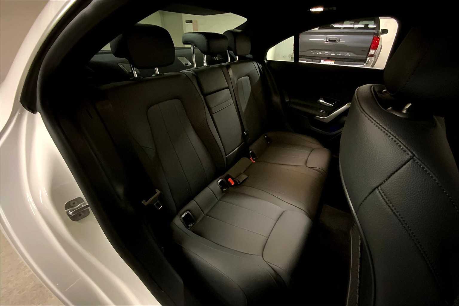 2025 Mercedes Benz CLA 250 photo 17