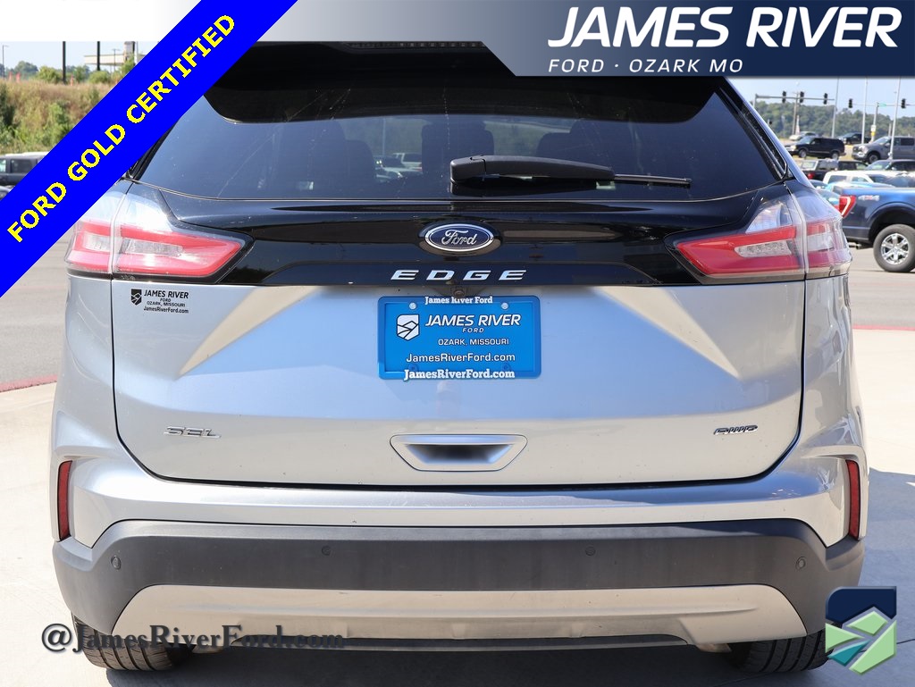 2024 Ford Edge SEL photo 4