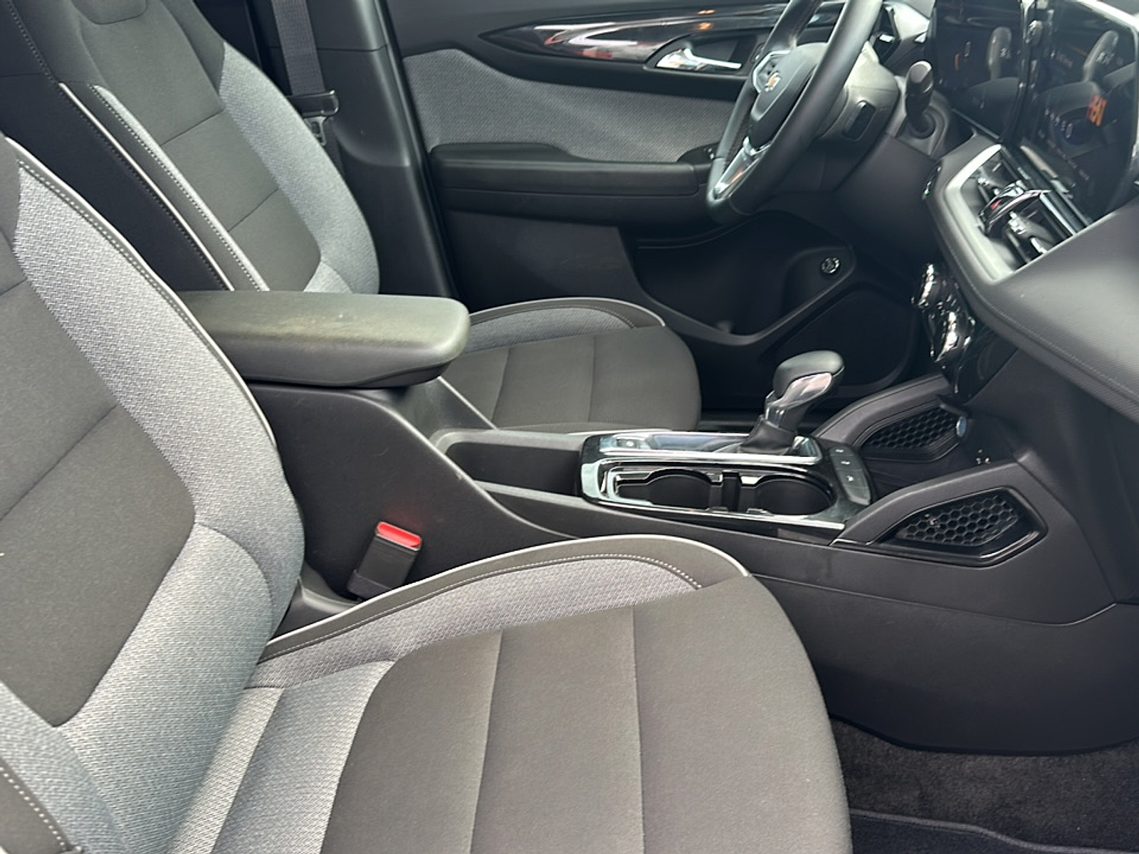 2024 Chevrolet Trailblazer LT photo 14