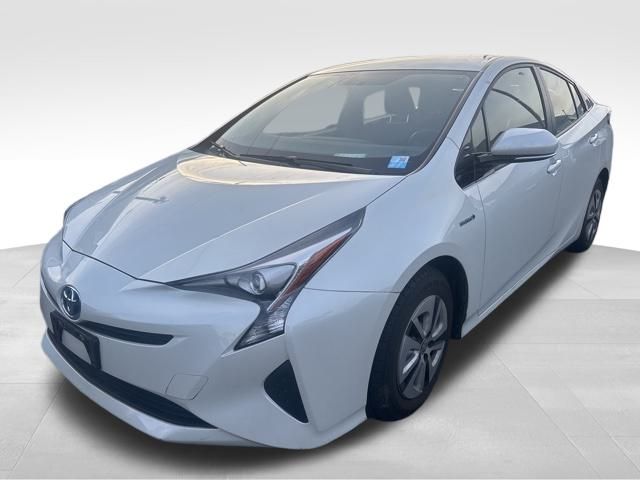 2016 Toyota Prius Three