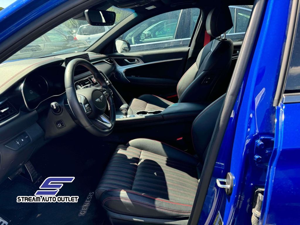 2023 Genesis G70 2.0T photo 13
