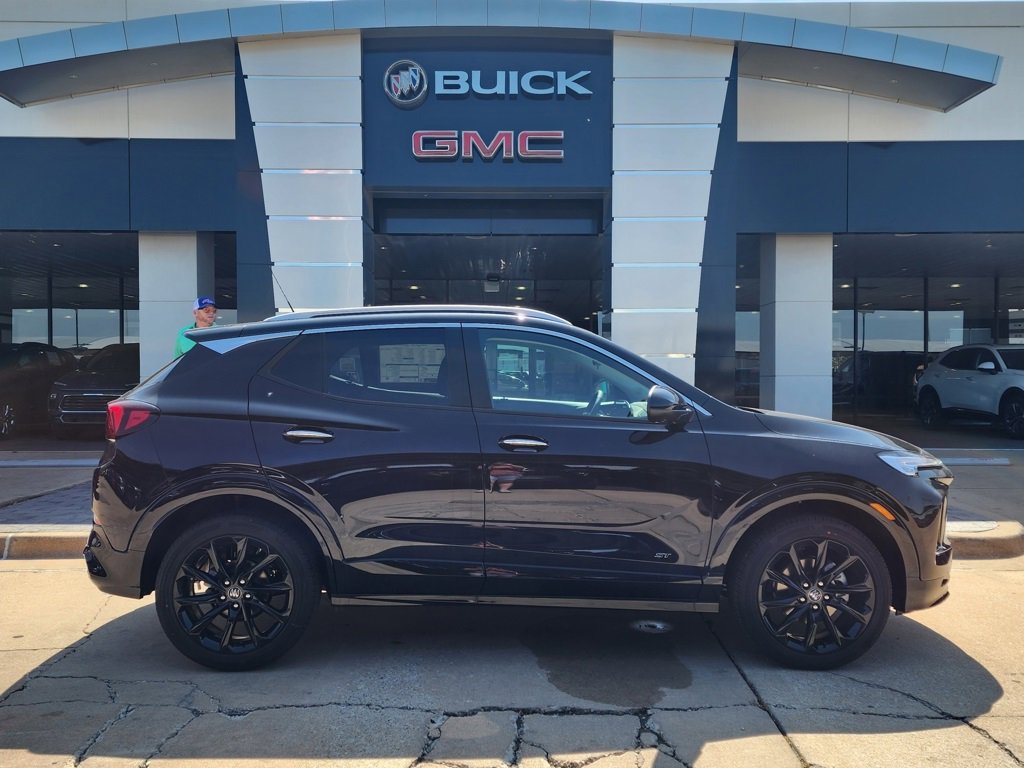 2026 Buick Encore GX Sport Touring photo 3