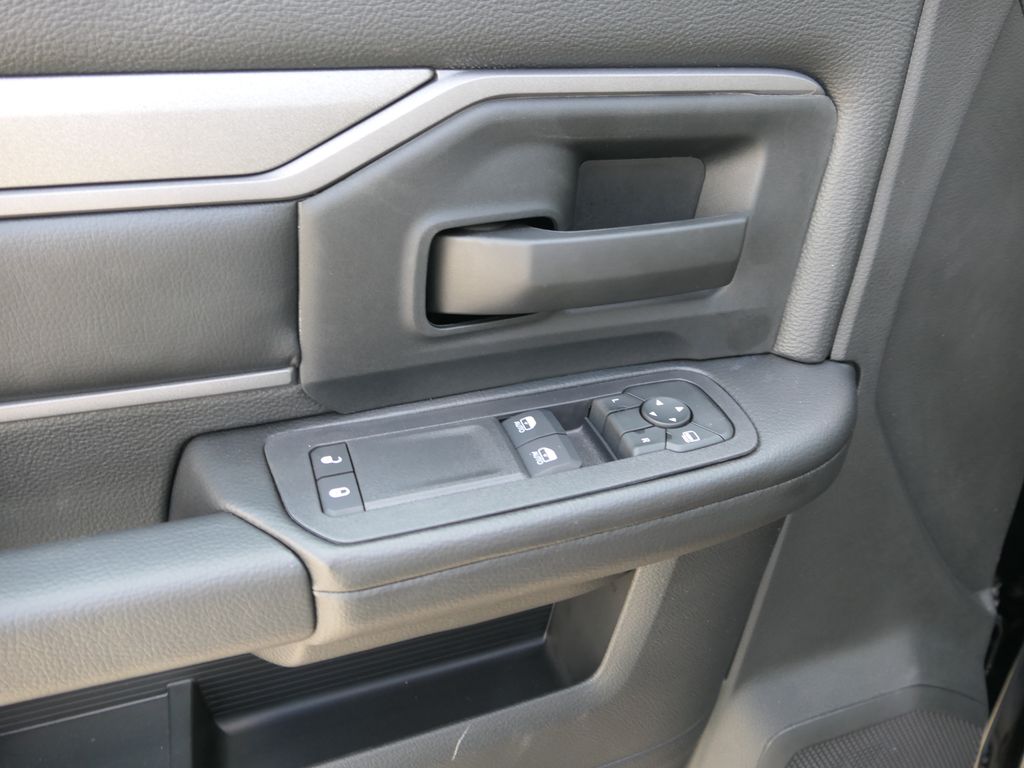 2026 Ram 3500 Tradesman photo 10
