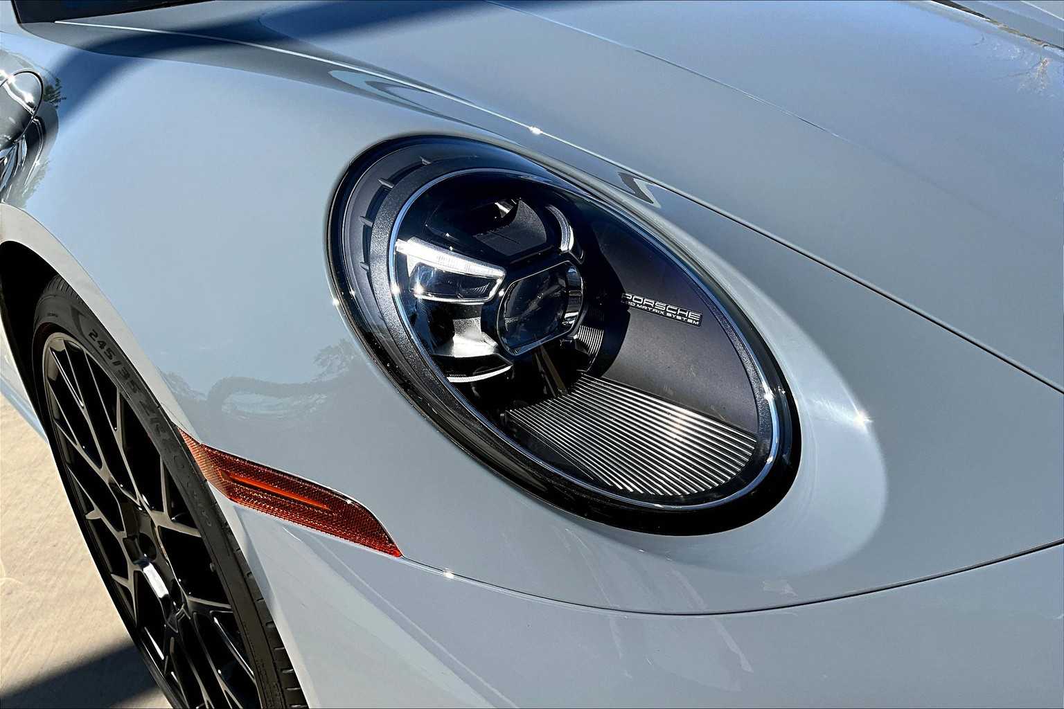 2024 Porsche 911 S photo 12