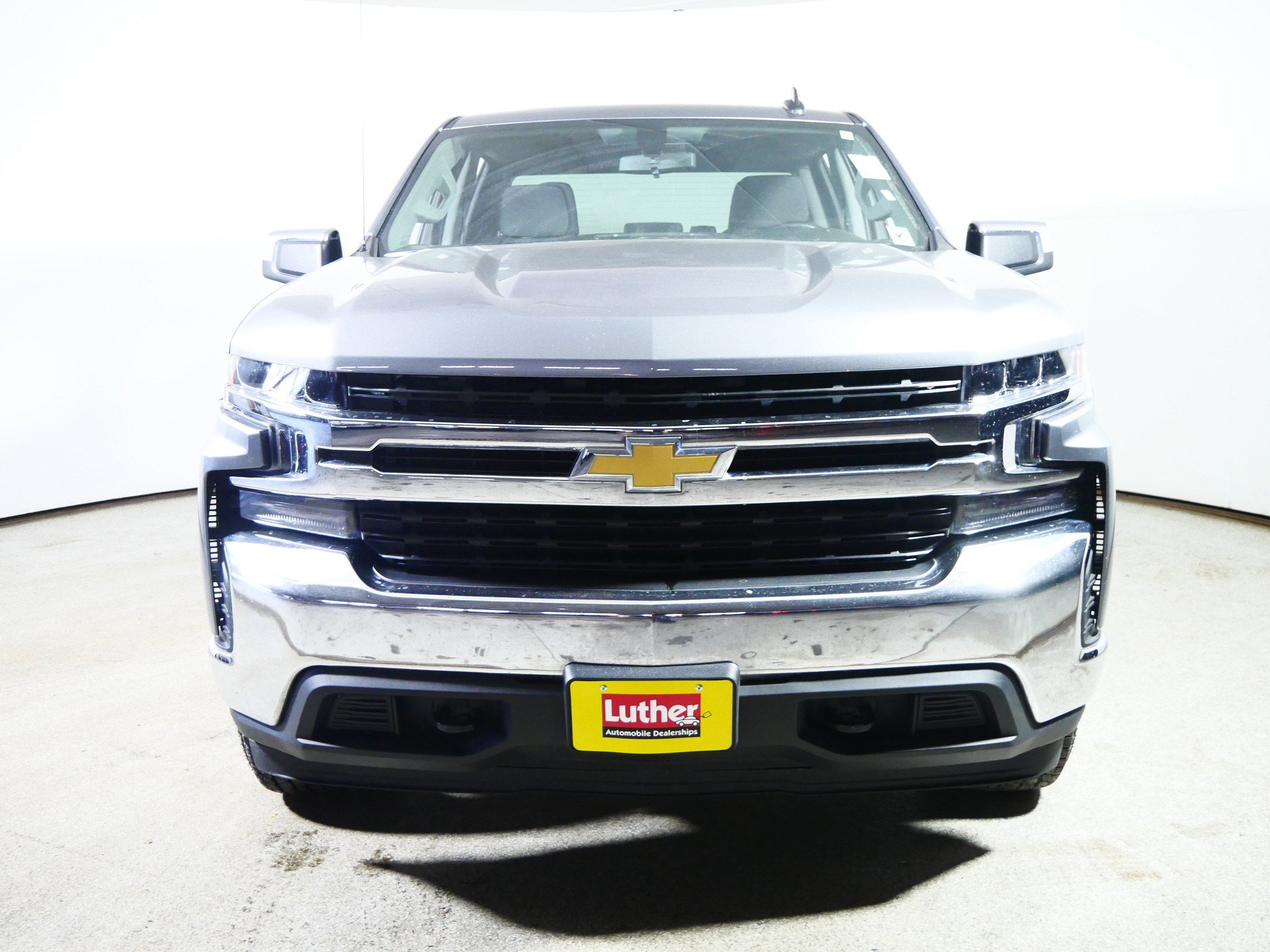 Used 2021 Chevrolet Silverado 1500 LT with VIN 1GCUYDEDXMZ447501 for sale in Brooklyn Center, Minnesota