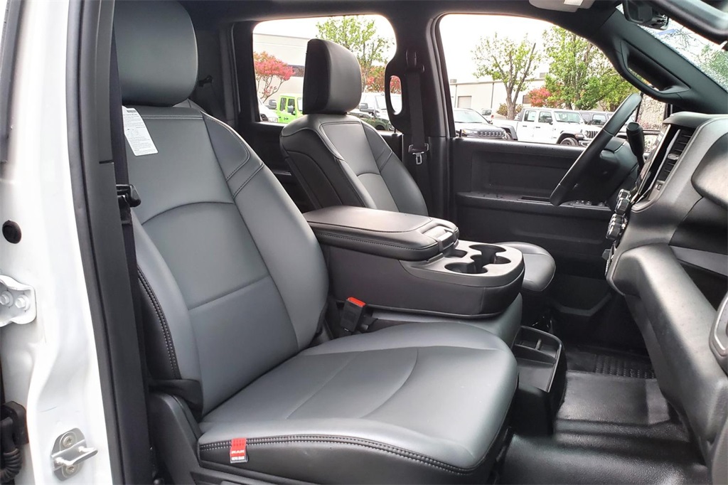 2025 Ram 2500 Tradesman photo 14