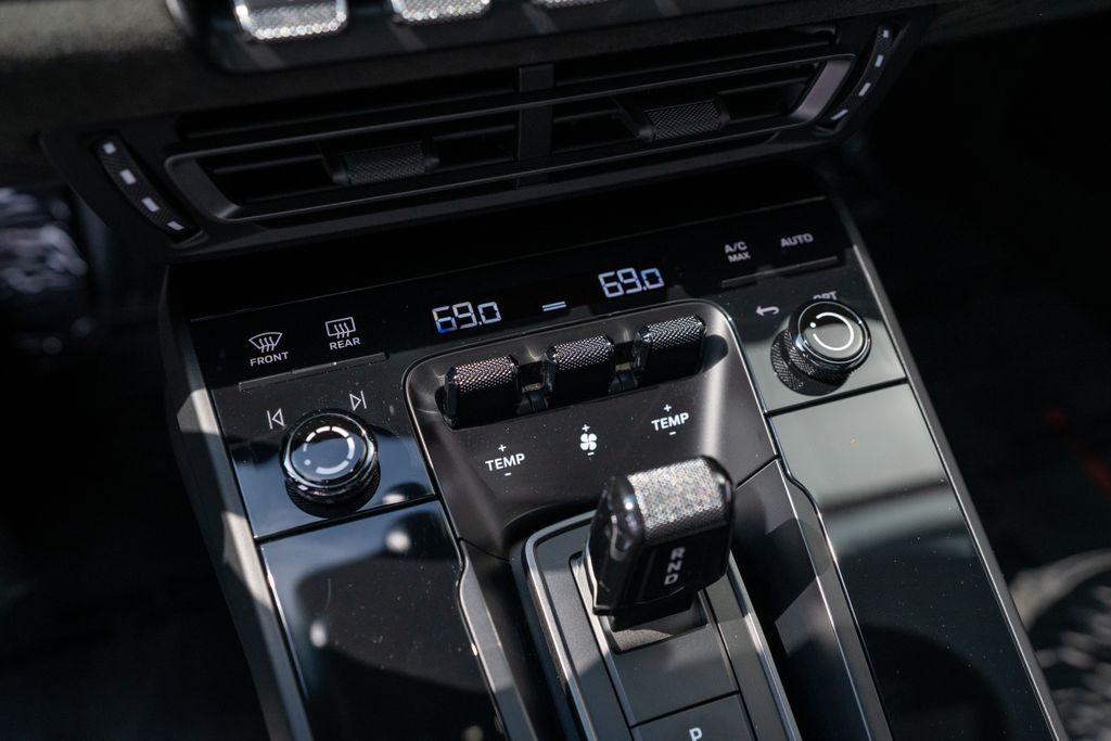 2023 Porsche 911 4 GTS photo 20