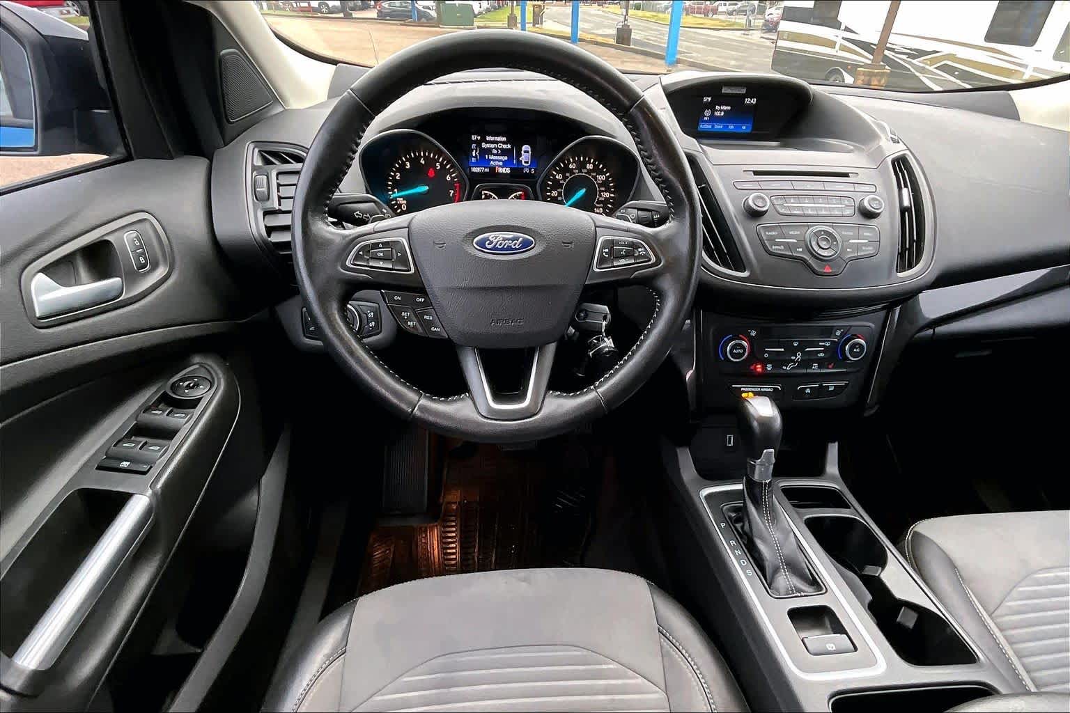 2017 Ford Escape SE photo 4