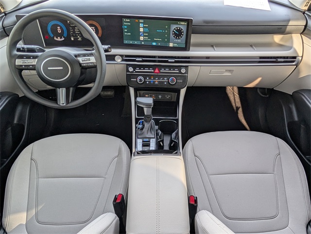 2025 Hyundai Tucson SE photo 4