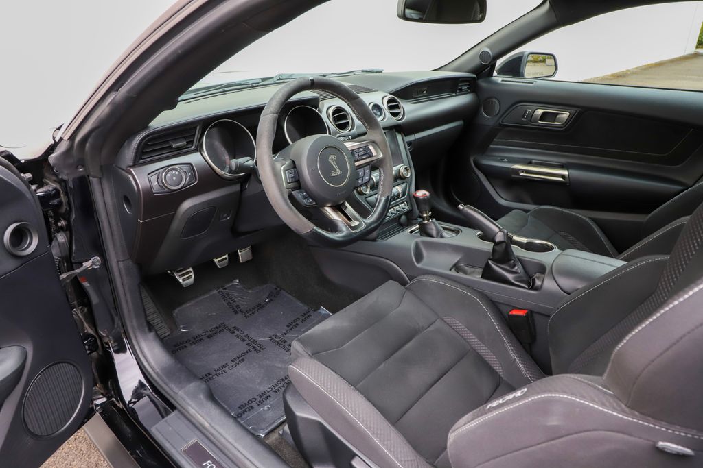 2018 Ford Mustang Shelby GT350 photo 19