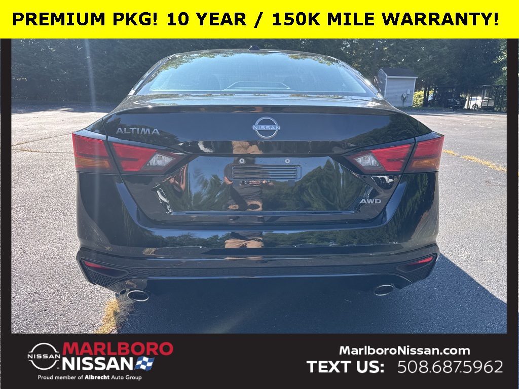 2025 Nissan Altima SV photo 5