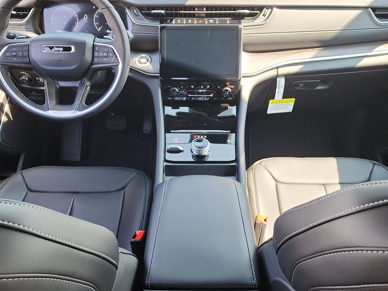 2025 Jeep Grand Cherokee Limited photo 20