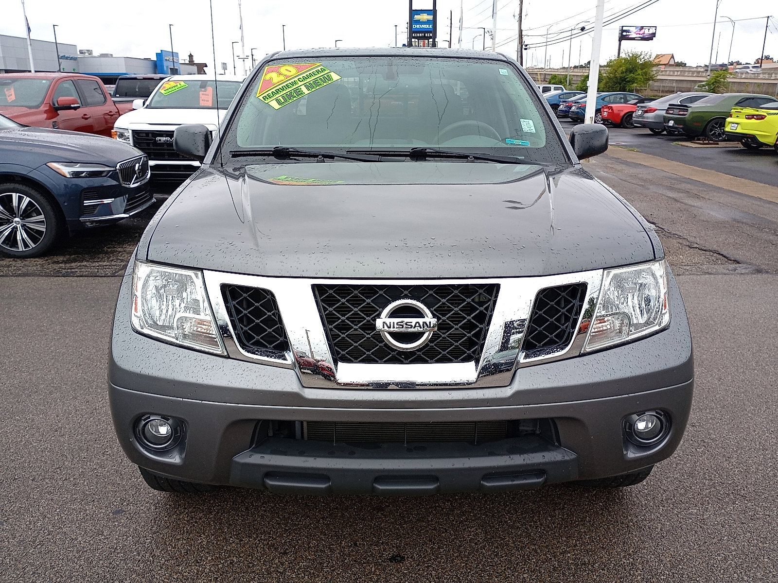2020 Nissan Frontier SV photo 3