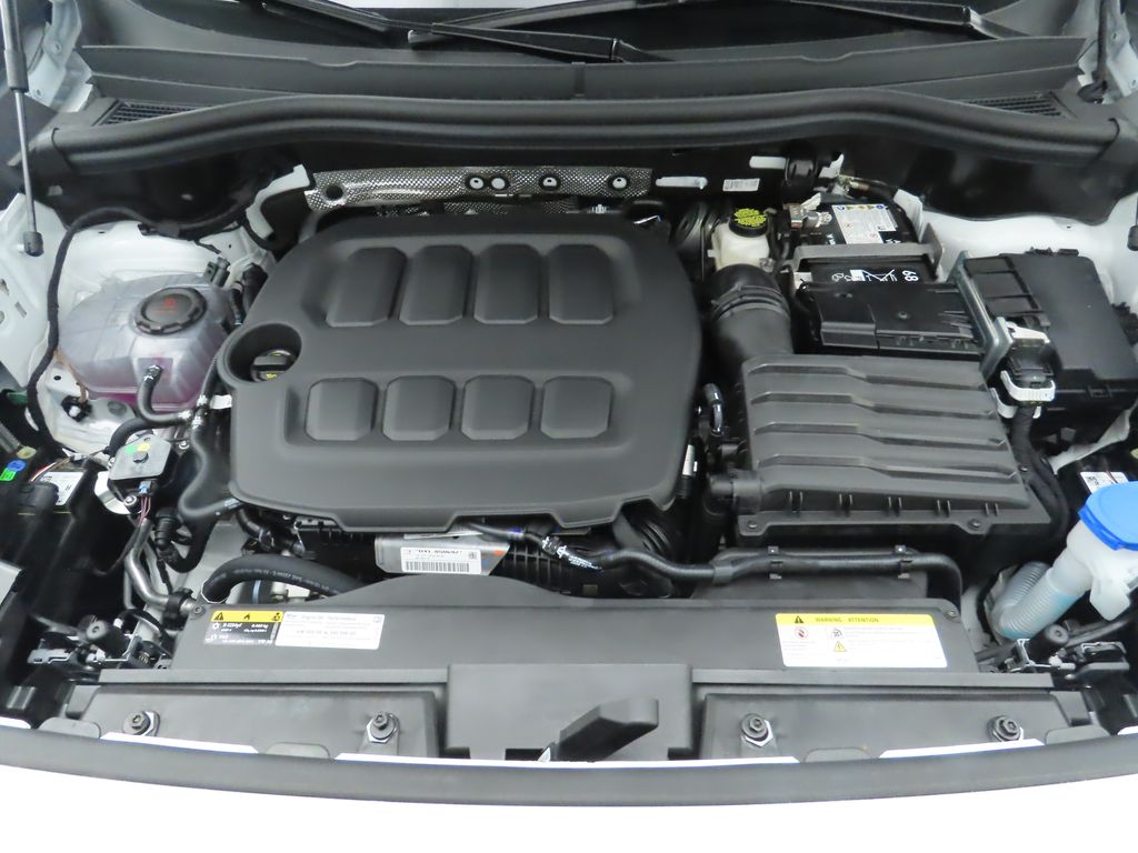 2025 Volkswagen Tiguan SE R-Line Black photo 28