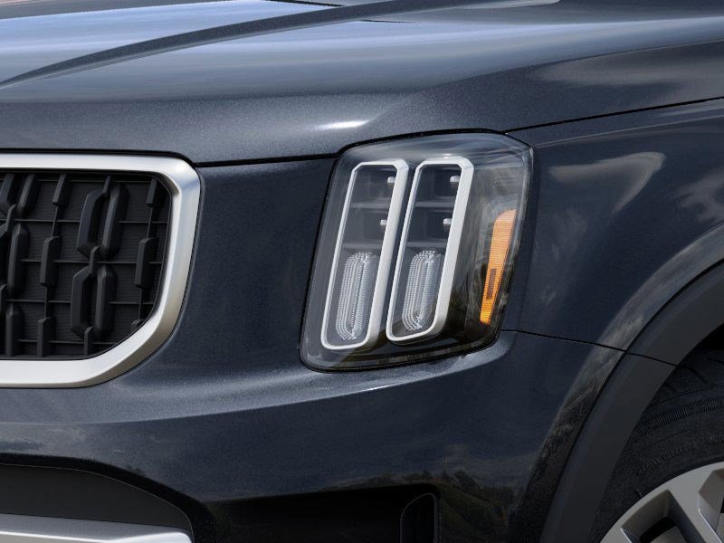 2025 Kia Telluride LX photo 9