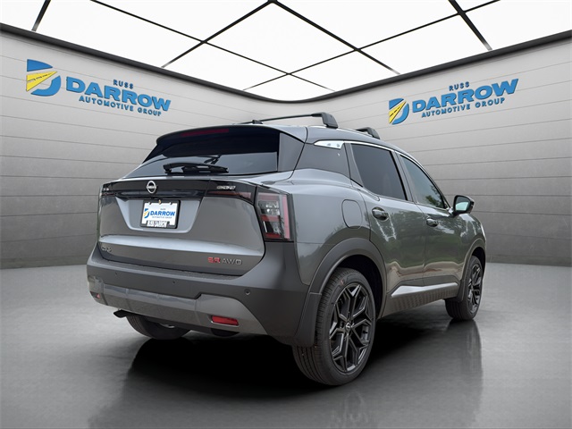 2026 Nissan Kicks SR photo 4