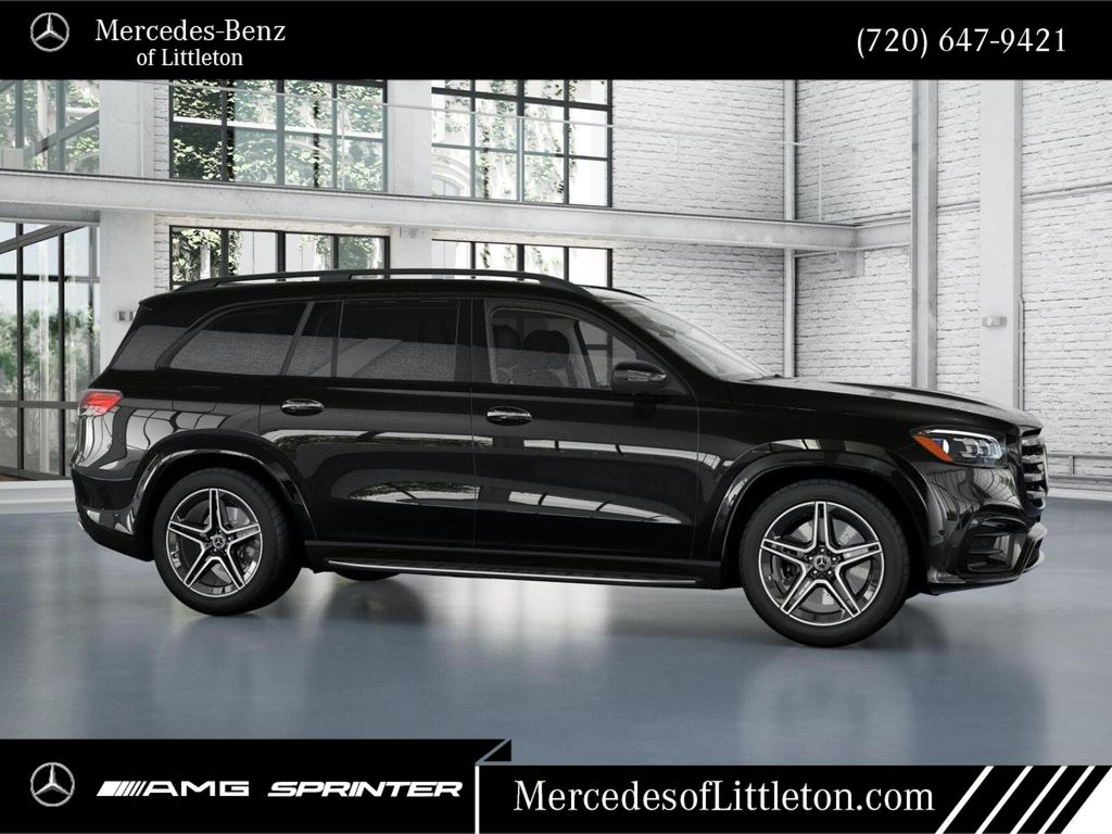 2026 Mercedes Benz GLS 450 4MATIC photo 11