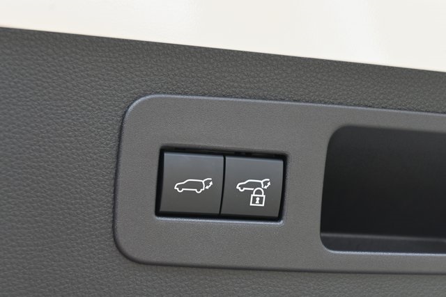 2024 Lexus LX 600 F SPORT photo 6