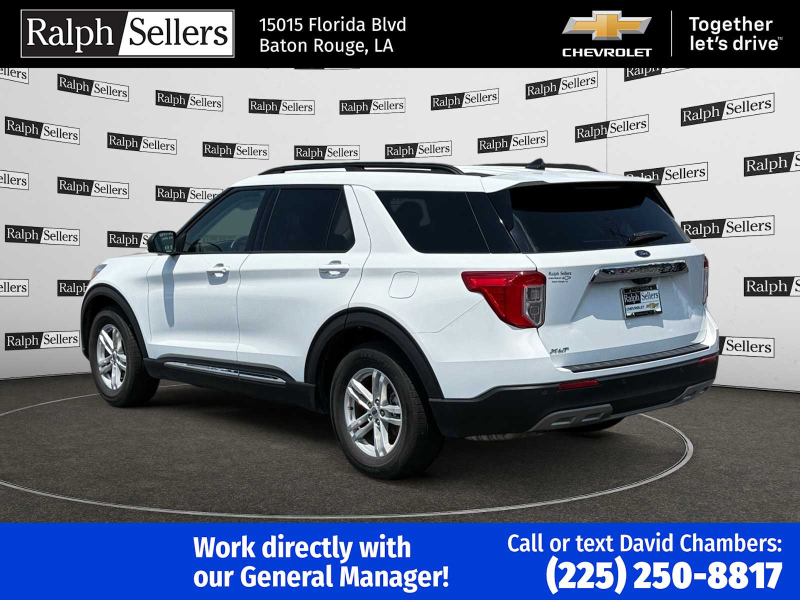 2024 Ford Explorer XLT photo 2