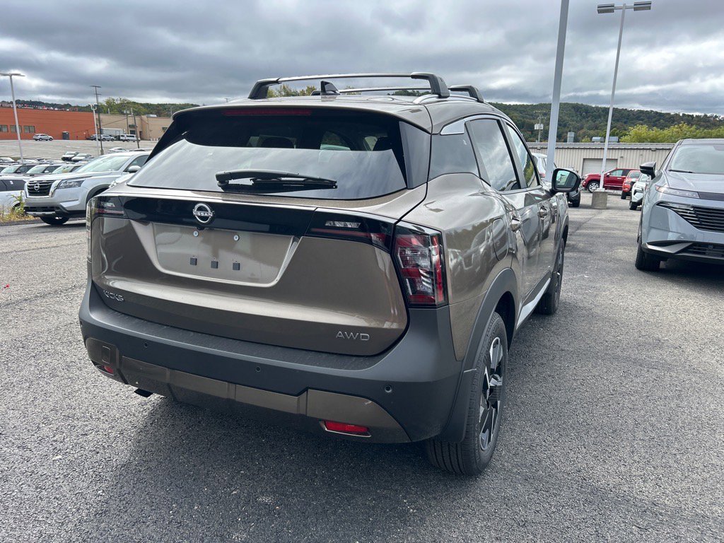 2026 Nissan Kicks SV photo 3