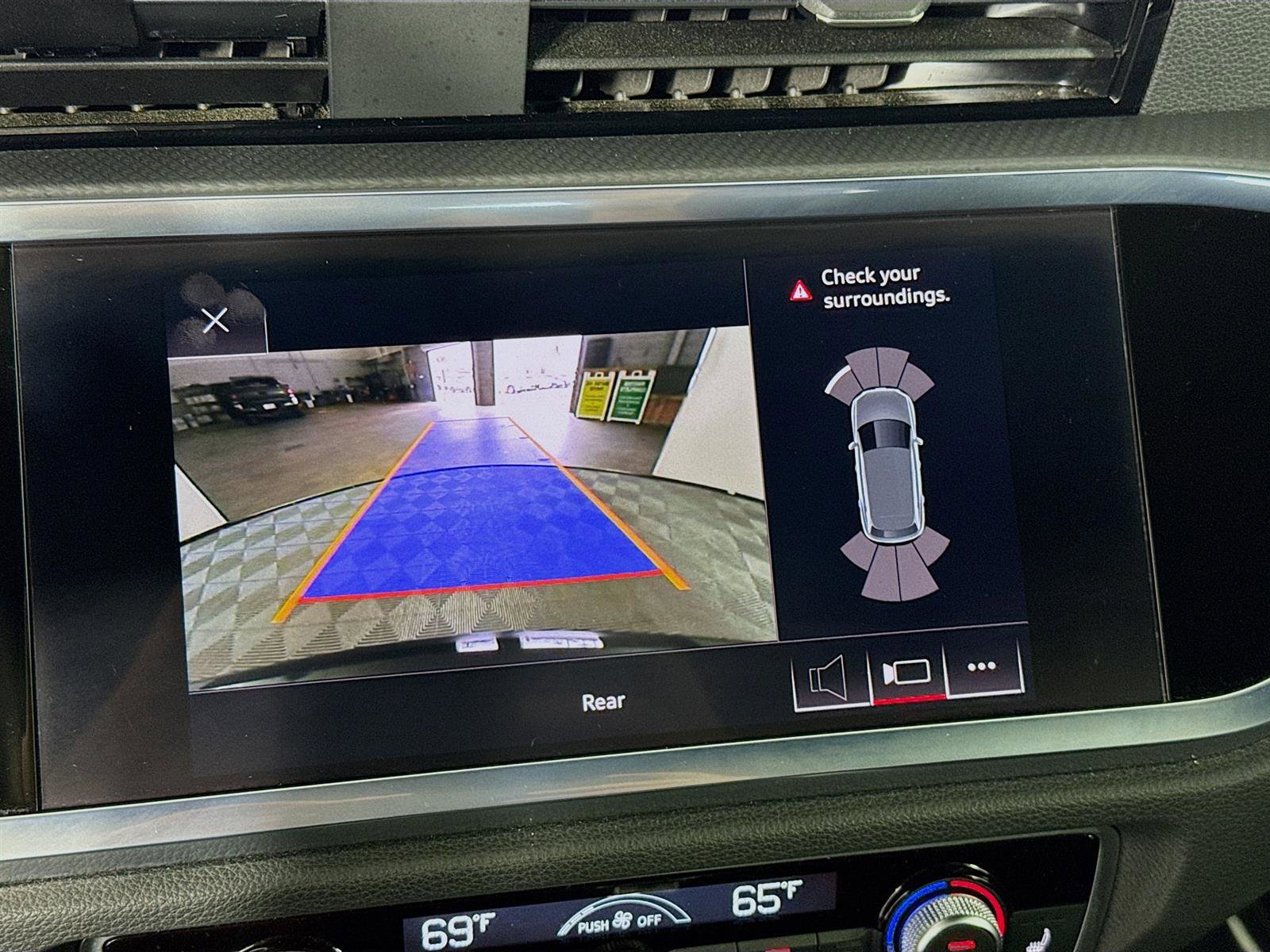 2021 Audi Q3 45 TFSI S line Premium photo 16
