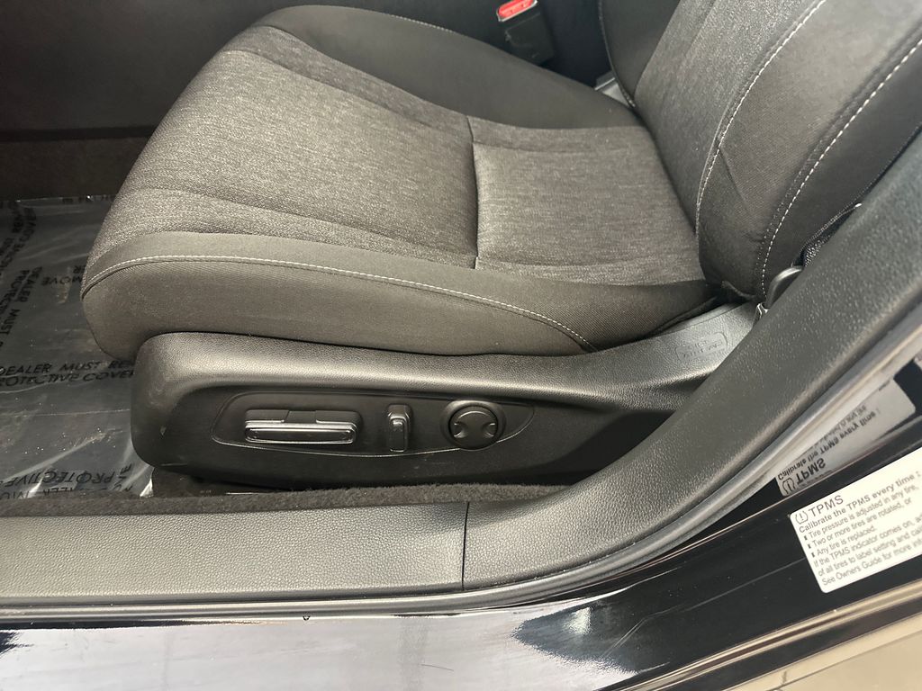 2023 Honda Accord EX photo 12