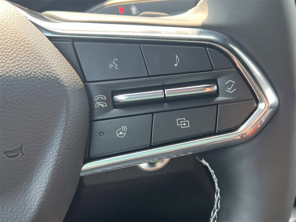 2025 Chevrolet Traverse photo 20