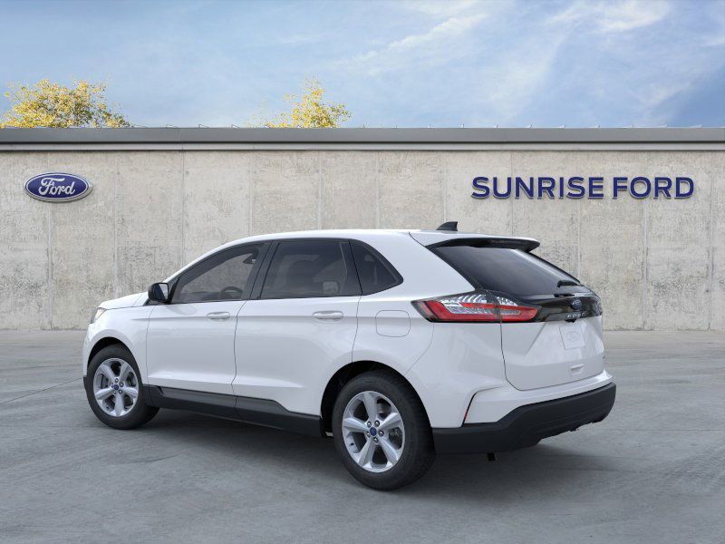 2024 Ford Edge SE photo 4