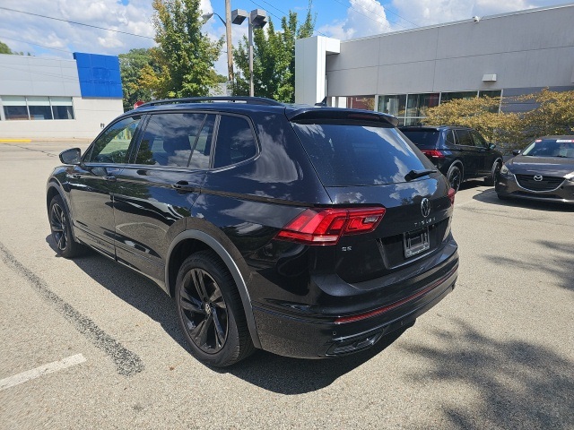 2024 Volkswagen Tiguan SE R-Line Black photo 5