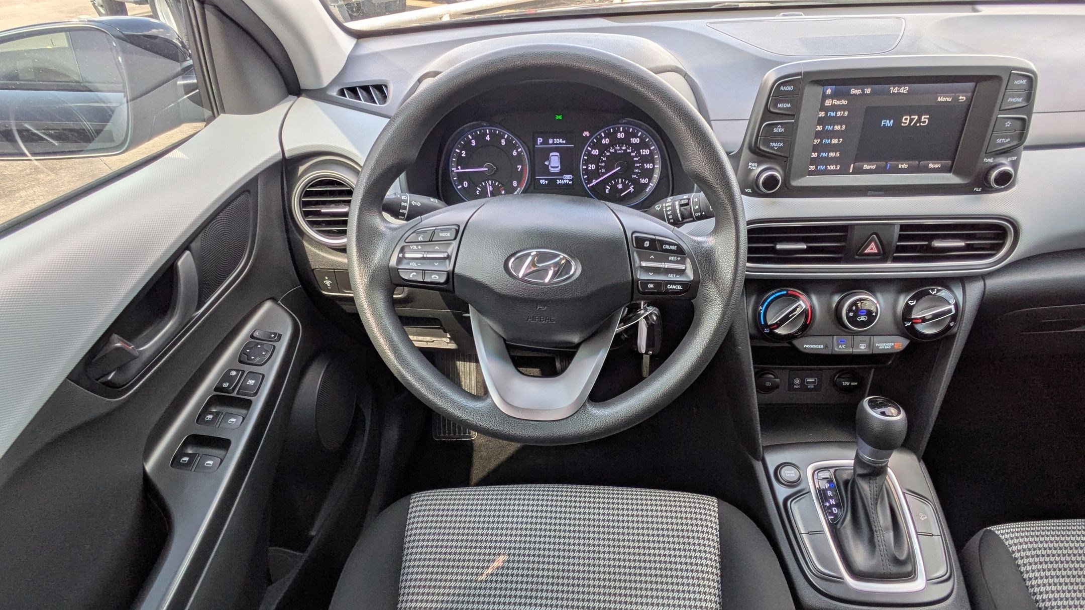 2020 Hyundai Kona SE photo 26