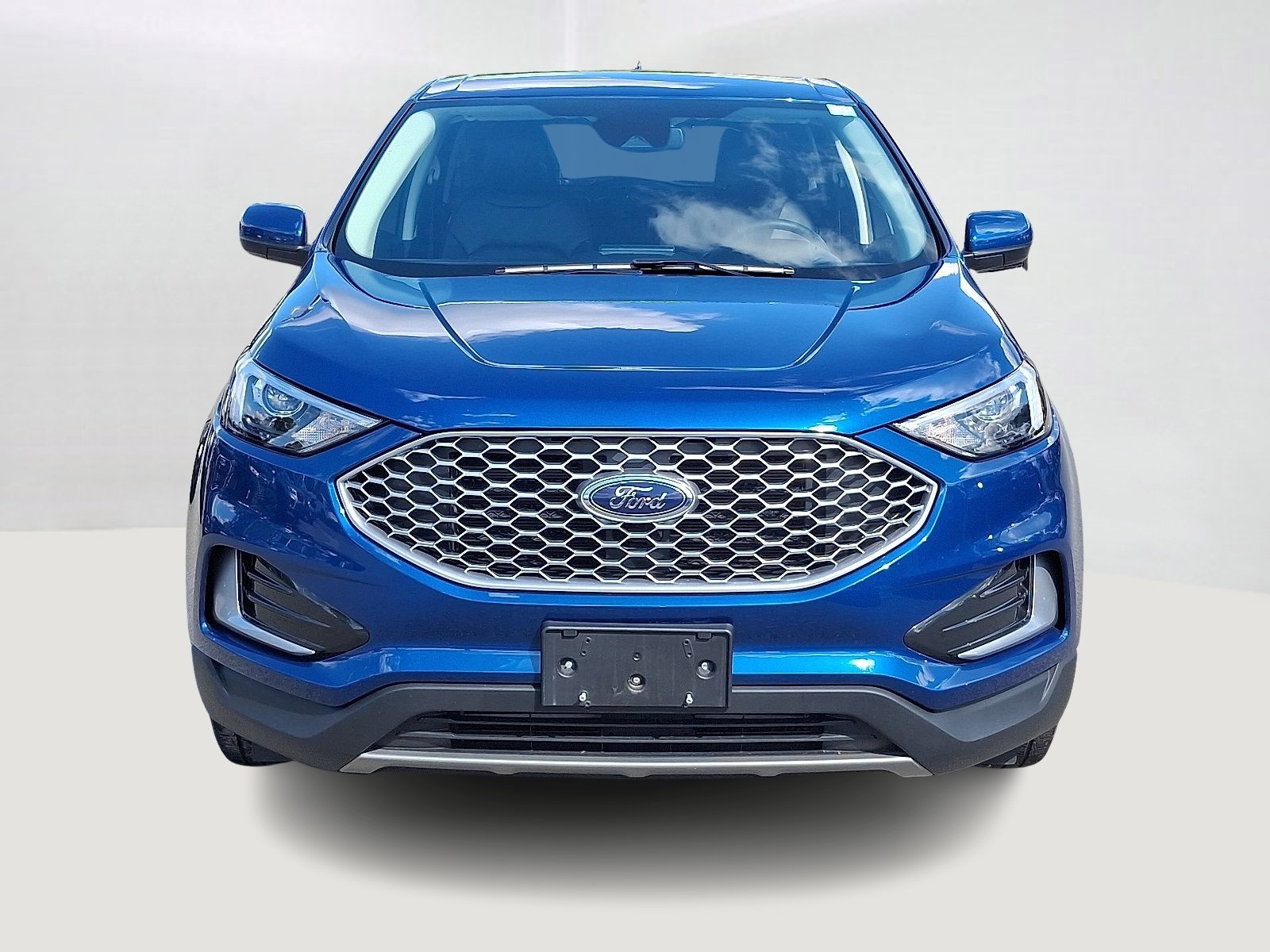 2024 Ford Edge SEL photo 2