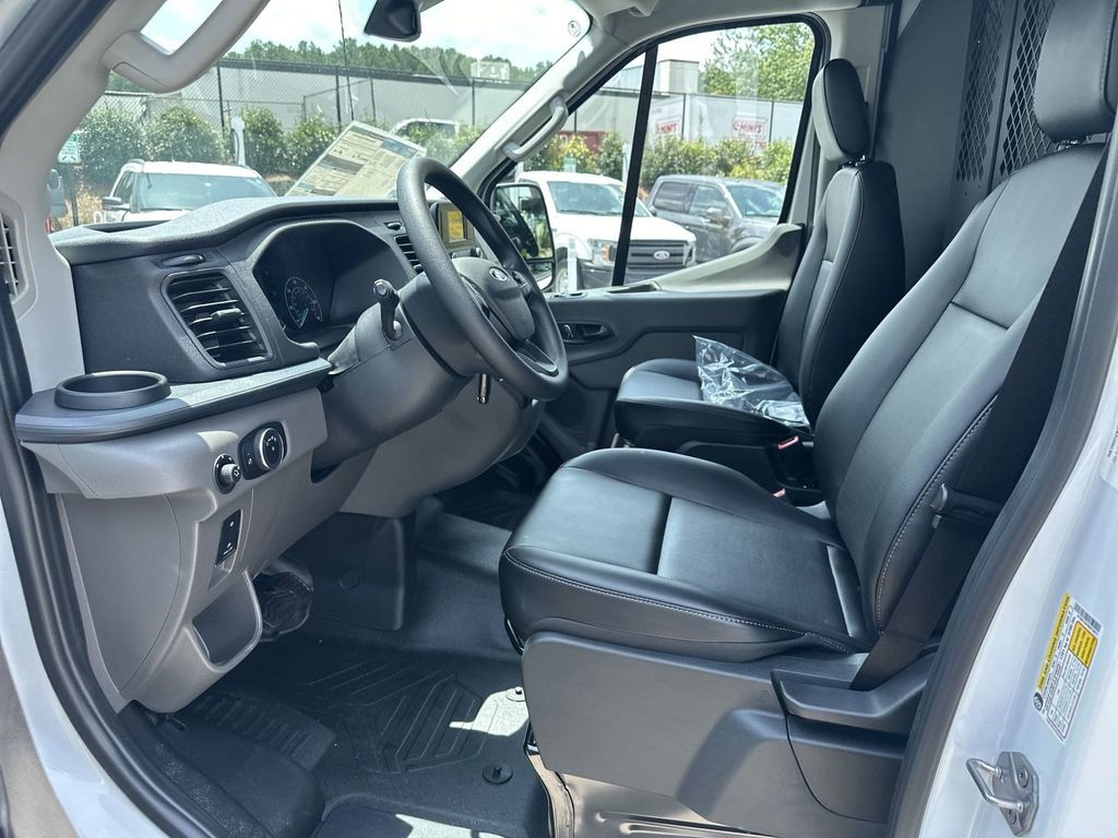 2024 Ford Transit Cargo Van photo 9